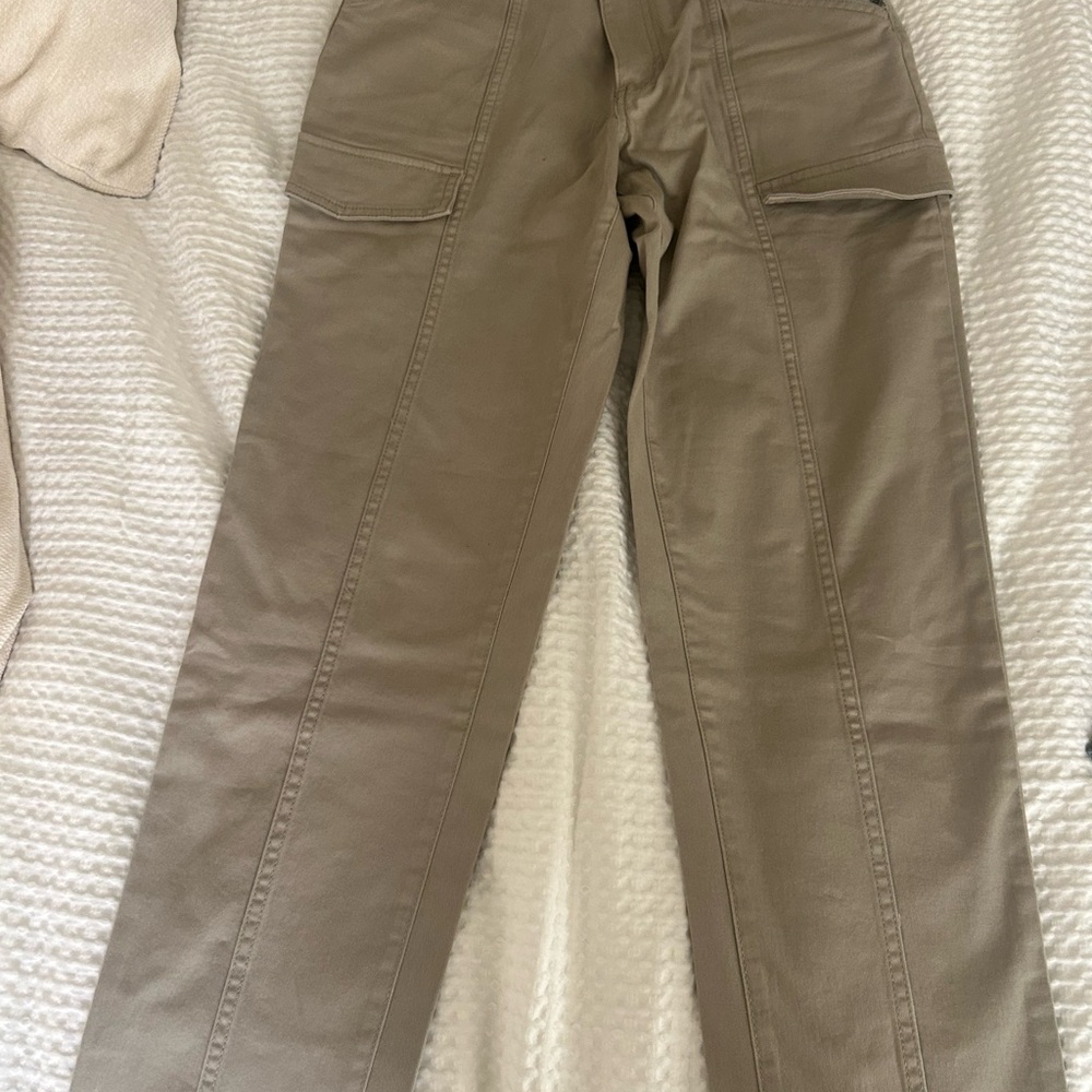 H&M Men's Cargo Pants in Tan